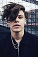Yungblud gives fiery voice to dissenting youth – Boston Herald