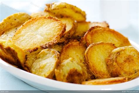 Super Crispy Oven Roasted Potatoes Recipe