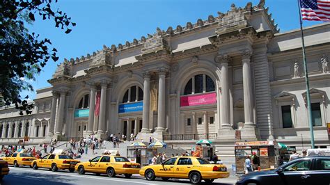 The guggenheim is also located here, so if you entrance to the met is also included with all discount passes for new york. Learn why art matters with The Metropolitan Museum of Art ...