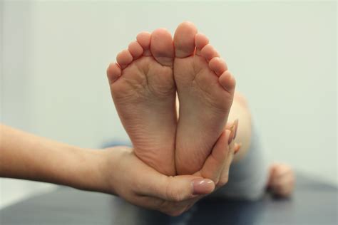 Paediatric Orthopaedics Cover Treatments For Flat Feet Elanskinclinic Keep Your Skin Fresh