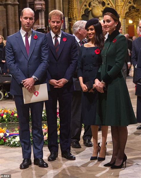 Prince william and prince harry, the two sons of the late princess diana, announced that a statue dedicated to their mother will be installed at kensington palace on july 1, 2021. Meghan Markle will support Prince Harry at the unveiling ...