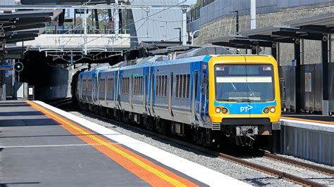 How Did Melbournes Trains Just Stop Yesterday Gizmodo Australia