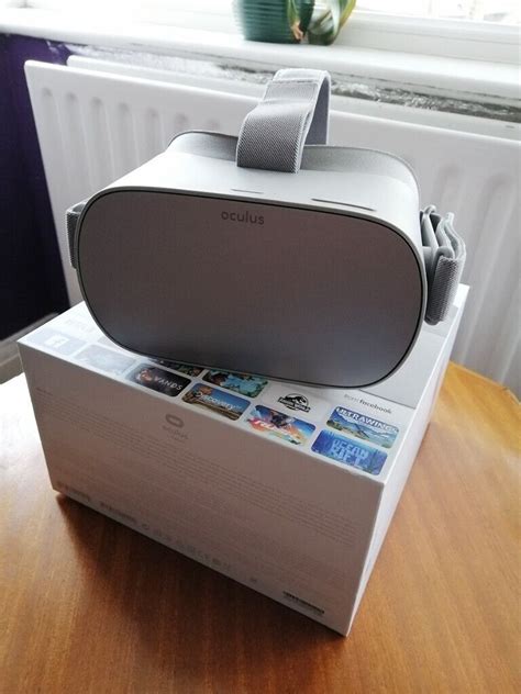 Oculus Go 32gb Vr Headset White In Rainham London Gumtree