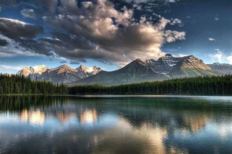 Herbert Lake Banff National Park Alberta Canada Scenery Beautiful