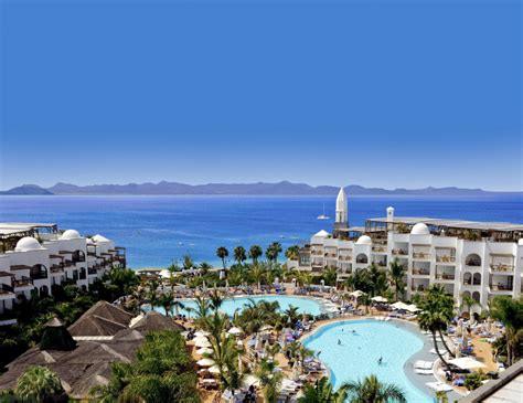 Luxury Canary Islands Resort Curates