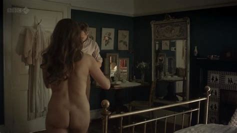 Nude Video Celebs Saskia Reeves Nude Women In Love