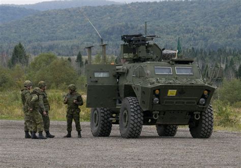 Canadas New Armoured Personnel Carrierreconnaissance Vehicle The