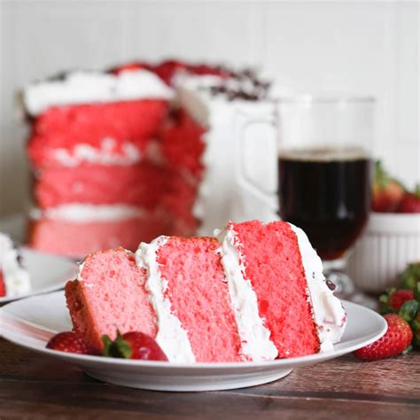 Pink Ombré Strawberry Cake With Whipped Cream Frosting