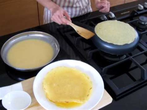 Crepes sendiri sebenarnya merupakan kue yang terbuat dari tepung terigu dan telur. Cara Membuat Crepes Dengan Teflon : Resep Crepes Sederhana Menggunakan Teflon Crispy Dan Anti ...