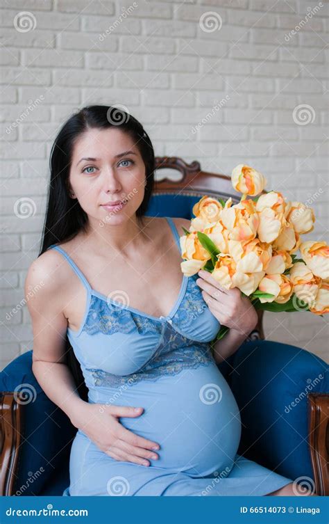 Portrait Of Pregnant Woman Stock Image Image Of Waiting 66514073