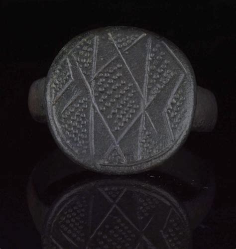 Ancient Roman Bronze Decorated Legionary Ring Catawiki