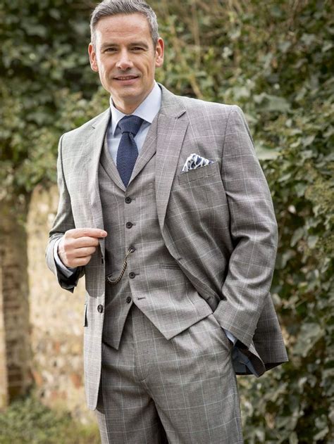 Prince Of Wales 3 Piece Blue Check Suit A Check On Check Weave Of Dark
