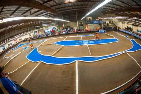 Many hobby shops start off with small tracks and continue to look for ways to make them bigger. 2015 Reedy International Off-Road Race of Champions Heats ...