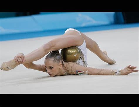 Incredible Flexible Gymnasts Picture Rhythmic Gymnastics World Championships Abc News