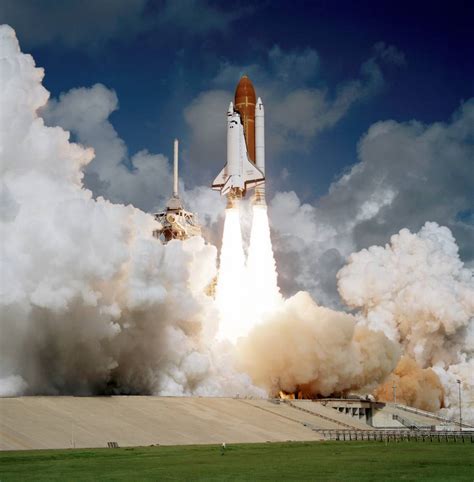 35 Years Ago Sts 51j First Flight Of Space Shuttle Atlantis Nasa
