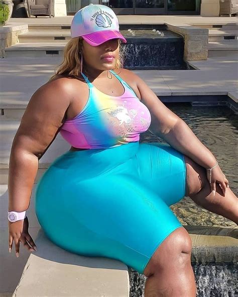 Chrisy Chris Quick Facts Bio Age Height Weight Measurements Instagram Plus Size Model Bio