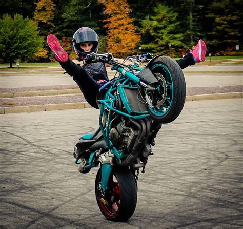 Stunt Girl Motorcycle Girl Stunts Motorcycle