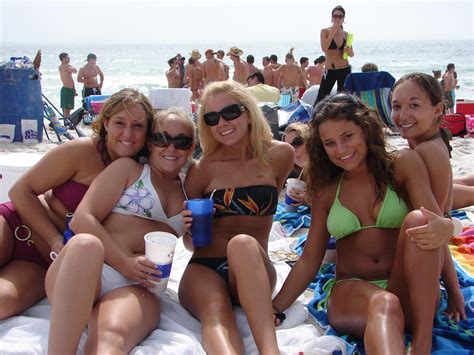 Panama City Beach FL Far More Popular For Spring Break Than International Destinations