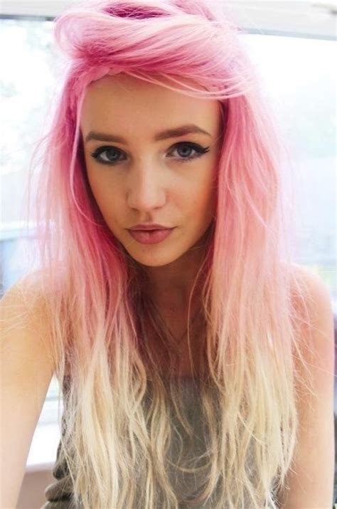 I once turned my hair orange using a hot tool at its hottest setting and will never make that. Pink hair and blonde tips | Hair of choice! | Pinterest