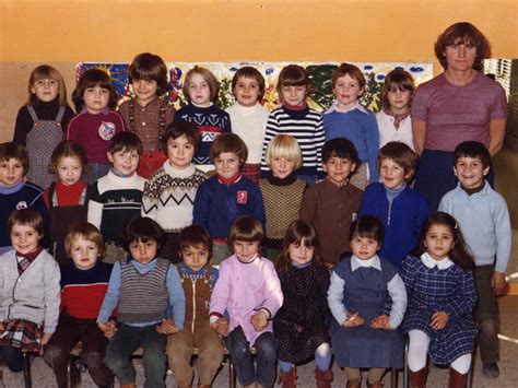 Photo De Classe Grande Section De 1980 Ecole Des Pins Uchaud