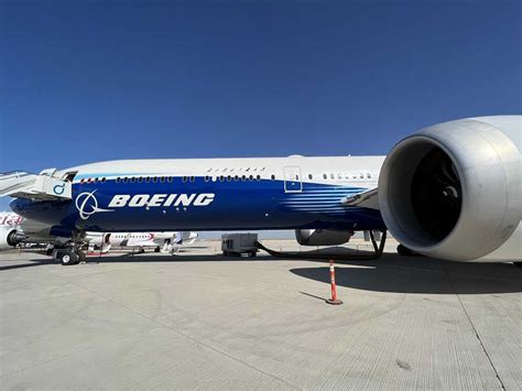 Il Boeing 777x è In Mostra Al Dubai Airshow 2021