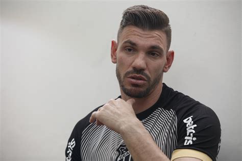 Renovação, Lucho e torcida: João Ricardo abre o jogo no Ceará