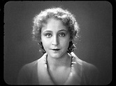 Brigitte Helm - Maria from Metropolis (1927) : r/ClassicScreenBeauties
