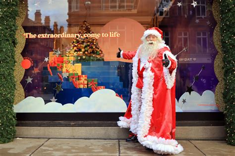 The Best Christmas Window Displays In London 2021