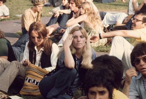 Blast From The Past Woodstock Era Fashion 50 Pics