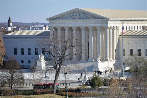 Supreme Court Stays 3 Oklahoma Executions Pending Ruling