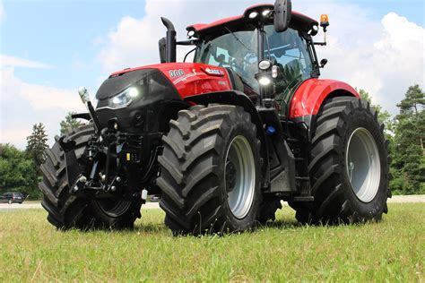 Video 300 Horsepower Case Crowned International Tractor Of The Year