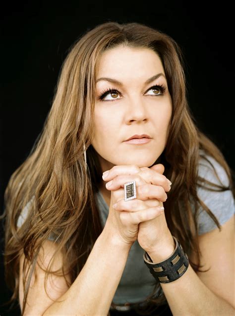 Alive And Kicking A Qanda With Gretchen Wilson American Songwriter
