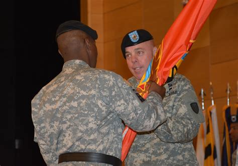 Cecom Welcomes New Senior Enlisted Leader Article The United States