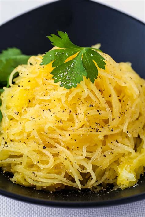 Here's 2 easy ways to cook a spaghetti squash for all those great recipes. How To Cook Spaghetti Squash | Perfect Spaghetti Squash In ...