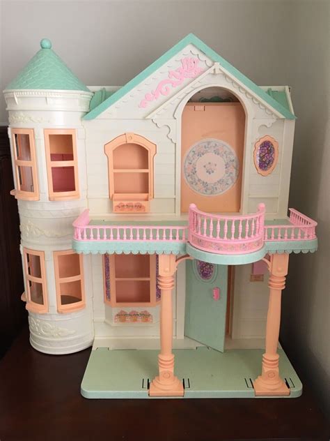 Huge Mattel Barbie Doll Lot Dream House Vintage Pieces Over 100pcs