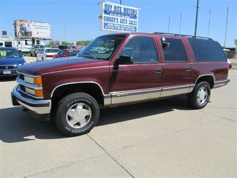 1998 Chevrolet Suburban K1500 4dr 4wd Suv In Fairmont Armstrong Ceylon