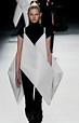Issey Miyake | Geometric fashion, Origami fashion, Fashion