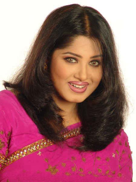 Bangladeshi Super Heroen Mousumi ~ Bangladesh Showbiz