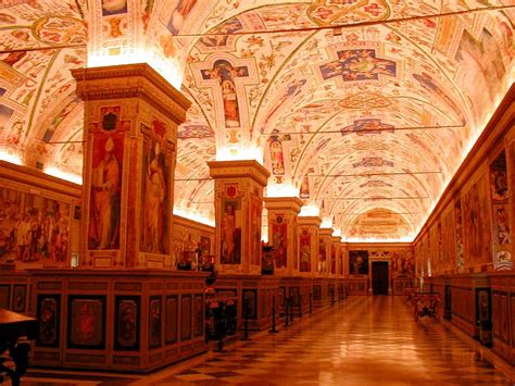 Photos Inside The Vatican Pope Francis Home Museums Sistine Chapel