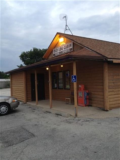 The log cabin has 12 dining rooms and each is unique in terms of size, style and artwork. Old Log Cabin Inn, Pontiac - Restaurant Reviews, Phone ...