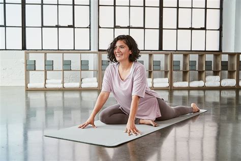 Five Ways To Bring Yoga Into Daily Life Nike In