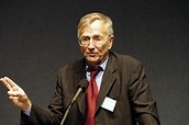 Sy Hersh: Trump knew chemical attack was a false flag, bombed Syria ...