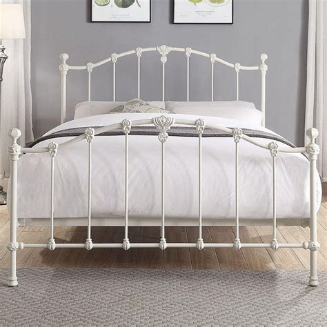 At The Bedroom We Have Lots Of Antique Or Vintage Looking Cast Iron Bed Frames That Are Simply