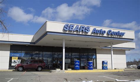 Sears To Close 50 Auto Centers 92 Kmart Pharmacies To Cut Costs