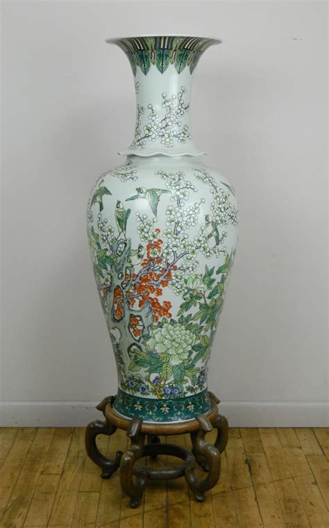 Daanis Large Chinese Floor Vase