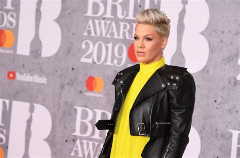 Youtuber Piper Rockelle 14 Slams Pink After Star Accused Teens Mom