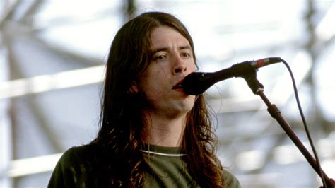 Dave Grohl Being A Frontman Was Terrifying For The First 10 Years