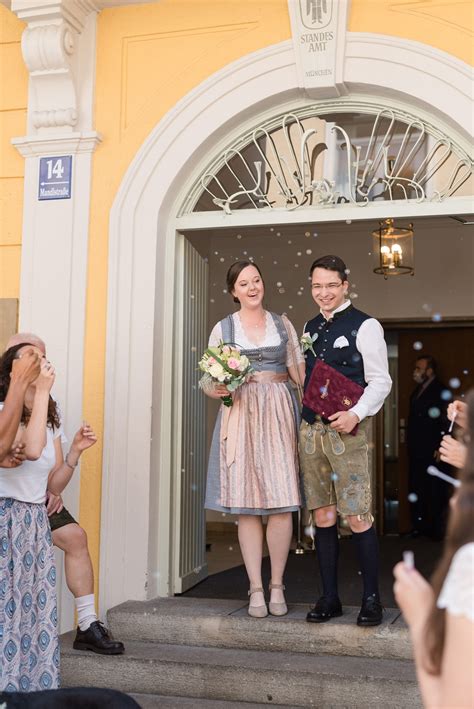 Standesamt munchen mandlstr englischer garten. Hochzeit im Standesamt Mandlstraße München und Englischer ...