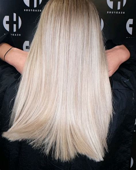 Home highlighting kits can be found in stores at low prices and are a great way to color your hair. 50 Natural Blonde Highlights To Do At Home, Do natural ...