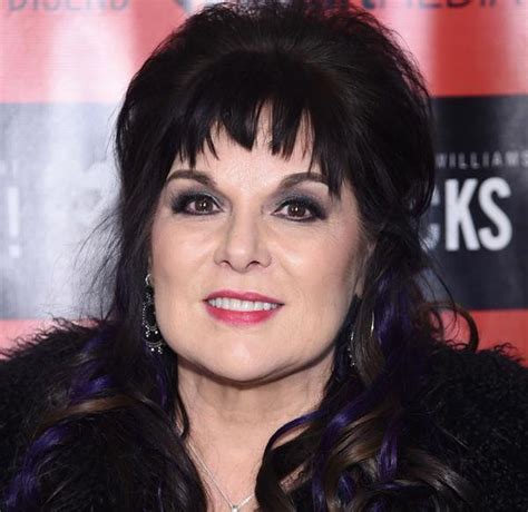 Hearts Ann Wilson Says She Will Induct The Moody Blues Into Rock
